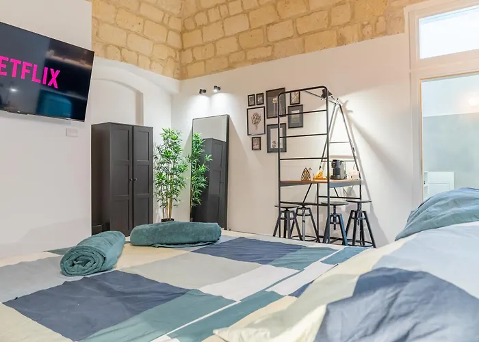 Loft Bed & Breakfast
